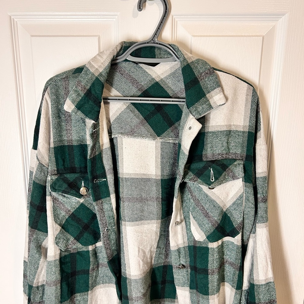 H and M sweater